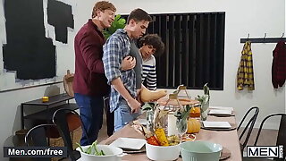 Friendsgiving Meeting With Nate Grimes And His Friends Ends Up In A Dropped Raw Fucking Gay Party - Men