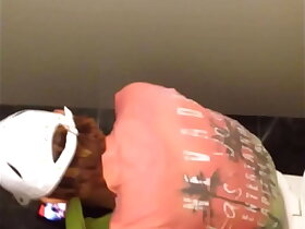 anh người nhật xem sex sục cu trong toilet vincom.MOV