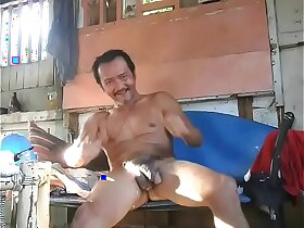 Dirty Papi washes his heavy congeries