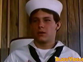 Cute teenagers ass drilled in bareback spitroast threesome