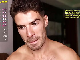 Orgasmo de papi guapo en chaturbate