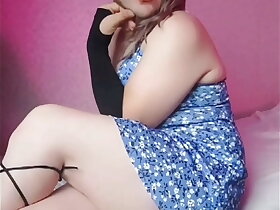 Nylon Shemale Mini Jeans Dress Sexy Legs Lady Boy Beamy Hindquarters Beamy Ass Sissy Crossdresser