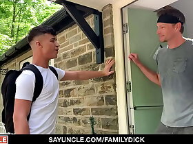 stepSon Massages StepDad's Sensitive Areas Kendrick Thomas,James Keresford