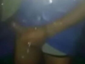 Hot boy showing off - Cara gostoso se mostrando